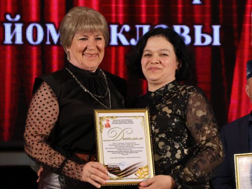 Актаныш районының Киров һәм Зөбәер коллективлары- театр айлыгы җиңүчеләре