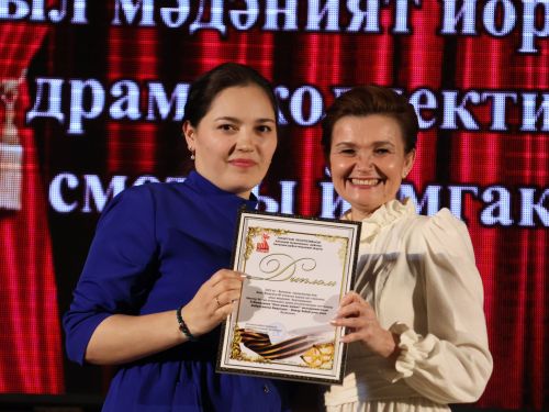 Актаныш районының Киров һәм Зөбәер коллективлары- театр айлыгы җиңүчеләре