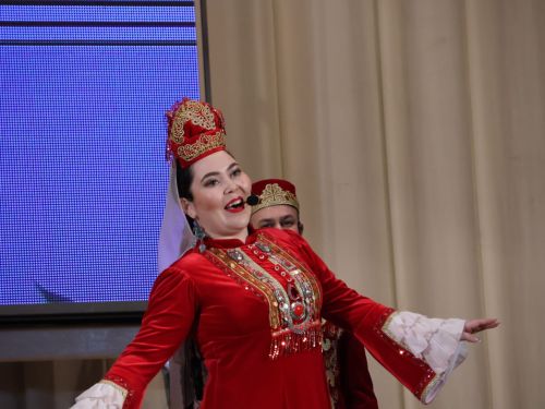 Актаныш гүзәлләрен 8 Март- Халыкара хатын-кызлар көне белән котладылар (фотолар)