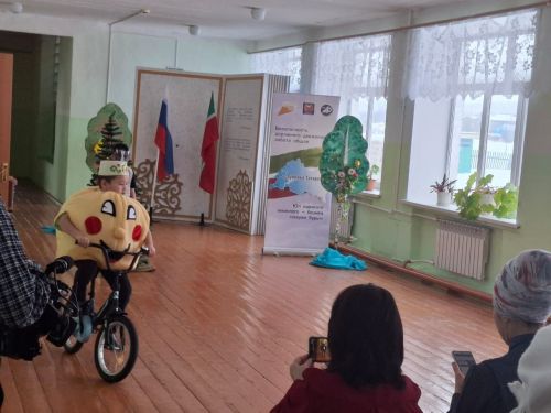 Яңа Әлем мәктәбе укучылары ЮИДның туган көнен бәйрәм итте