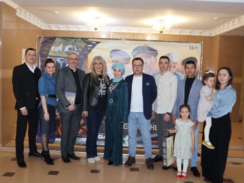 Актанышта муниципаль театрыбыз артистлары катнашкан «Кеше китә- җыры кала» сериалын тәкъдим иттеләр