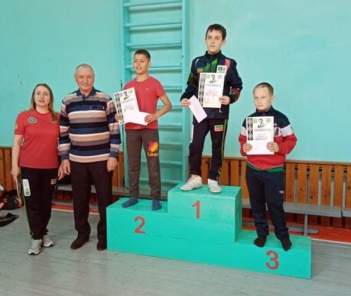 Фронтовик шагыйрь Нур Баянга 120 ел тулу уңаеннан Пучы урта мәктәбендә районара көрәш ярышы узды