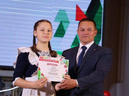 «Киләчәккә адым – 2025»: иҗат, осталык һәм тарихи хәтерне берләштергән фестиваль