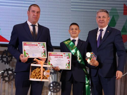 «Киләчәккә адым – 2025»: иҗат, осталык һәм тарихи хәтерне берләштергән фестиваль