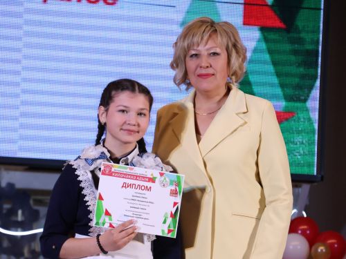 «Киләчәккә адым – 2025»: иҗат, осталык һәм тарихи хәтерне берләштергән фестиваль