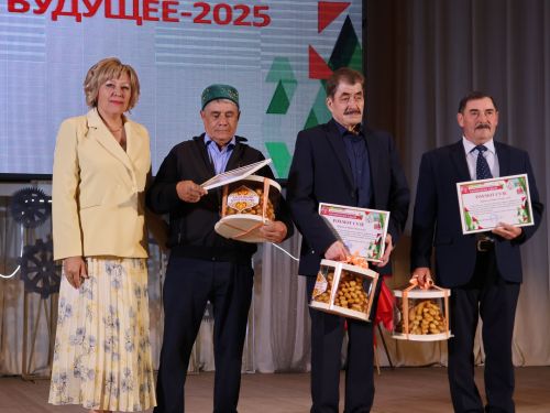 «Киләчәккә адым – 2025»: иҗат, осталык һәм тарихи хәтерне берләштергән фестиваль