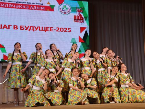 «Киләчәккә адым – 2025»: иҗат, осталык һәм тарихи хәтерне берләштергән фестиваль
