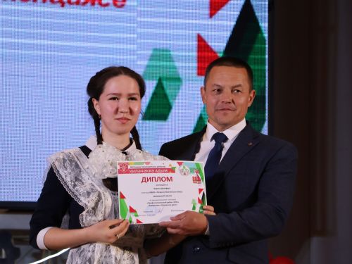 «Киләчәккә адым – 2025»: иҗат, осталык һәм тарихи хәтерне берләштергән фестиваль