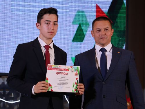 «Киләчәккә адым – 2025»: иҗат, осталык һәм тарихи хәтерне берләштергән фестиваль