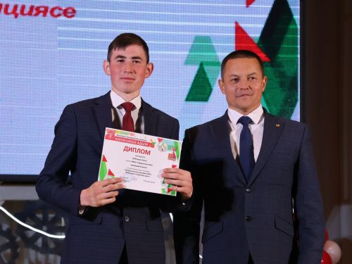 «Киләчәккә адым – 2025»: иҗат, осталык һәм тарихи хәтерне берләштергән фестиваль