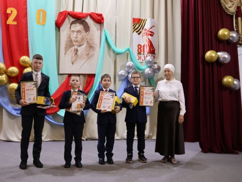 Халкым өчен тугры калырмын: Нур Баян исемендәге иҗат фестивале Гран-приена Ләйлә Нуриева лаек булды (репортаж)