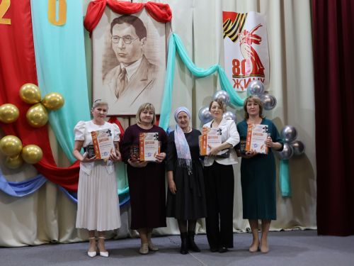 Халкым өчен тугры калырмын: Нур Баян исемендәге иҗат фестивале Гран-приена Ләйлә Нуриева лаек булды (репортаж)