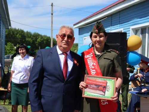 Безнең кайнар репортаж: Актаныш районы кадет мәктәбендә соңгы кыңгырау чыңлады
