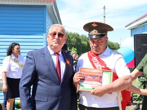 Безнең кайнар репортаж: Актаныш районы кадет мәктәбендә соңгы кыңгырау чыңлады