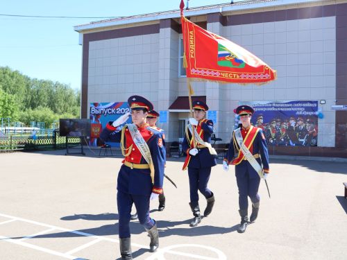 Безнең кайнар репортаж: Актаныш районы кадет мәктәбендә соңгы кыңгырау чыңлады