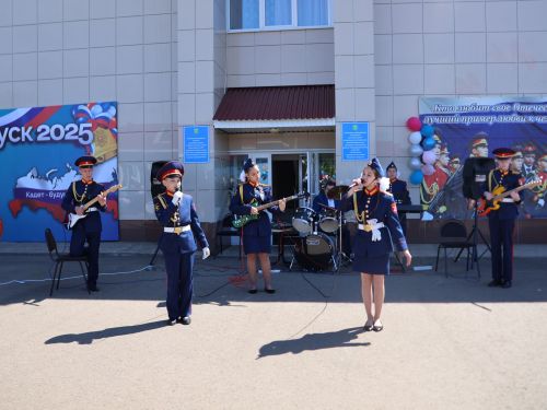 Безнең кайнар репортаж: Актаныш районы кадет мәктәбендә соңгы кыңгырау чыңлады