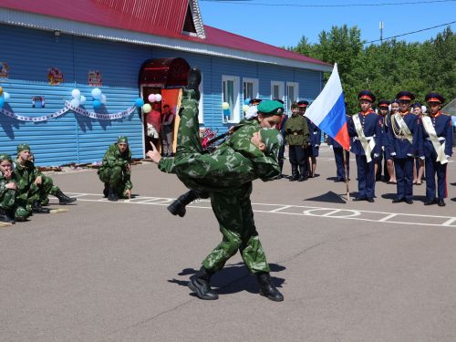 Безнең кайнар репортаж: Актаныш районы кадет мәктәбендә соңгы кыңгырау чыңлады
