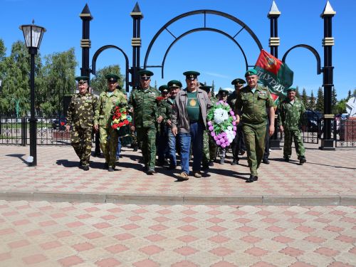 Чик сакчылары көне белән!
