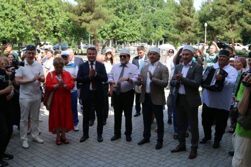 Актанышлылар катнашындагы беренче Үзәк Азия Сабан туеннан безнең фоторепортаж