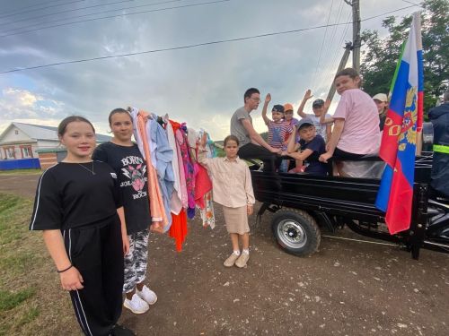 Хуш киләсең, Сабантуй: Иске Богады авылында бәйрәм бүләге җыйдылар