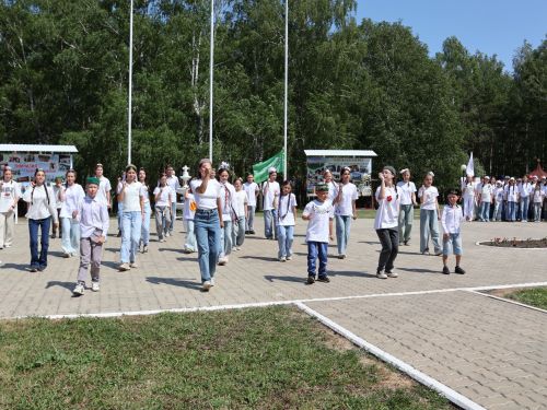 Милли мәйдан: «Бүләк» лагеренда яшь татар мәдәниятен саклаучылар өчен беренче агым үз эшен башлады