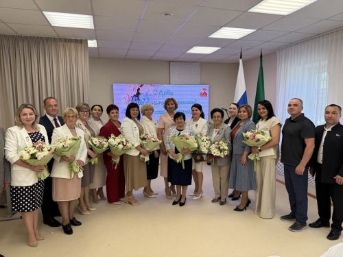 Татар Ямалысы социаль хезмәткәре Дилара Закирова Татарстан Республикасының Атказанган халыкны социаль яклау хезмәткәре исеменә лаек булды