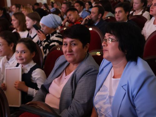 Олимпиада хәрәкәте Гран-приена сәләтле балалар өчен гуманитар гимназия лаек булды (фотолар)