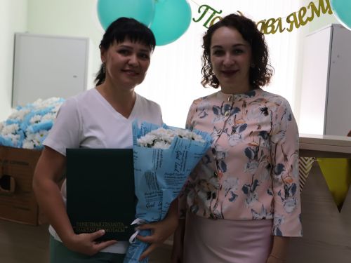 Бәйрәмегез белән: «Стоматолог» җәмгыятенең медицина хезмәткәрләрен Актаныш районы җитәкчелеге котлады