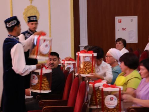 Актаныш район үзәк хастаханәсенең «Ак чәчәкләр» конкурсы җиңүчеләре белән танышыгыз