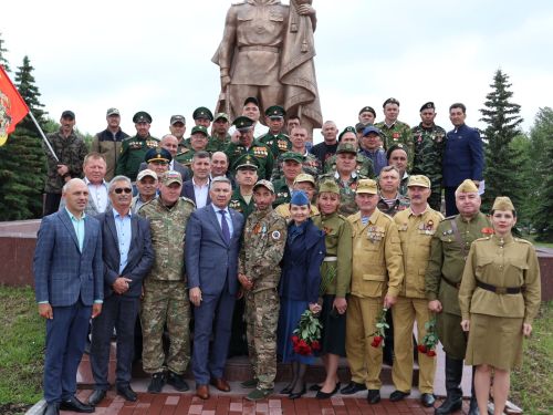 Җиңүләребез «Җиңү Байрагы»ннан килә