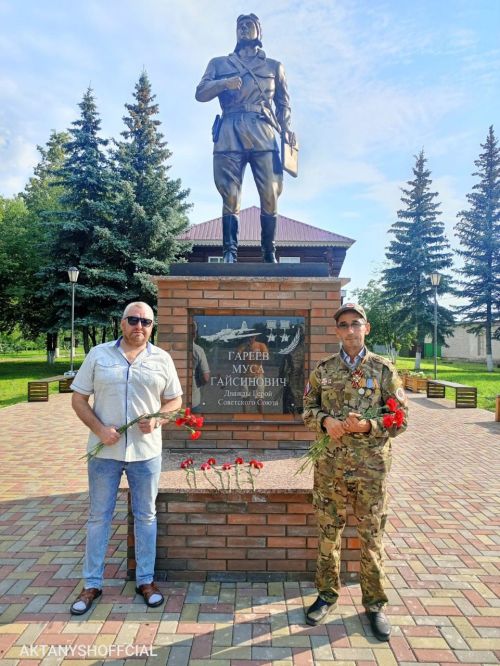 Актанышлылар Муса Гәрәев истәлеген хөрмәтләделәр