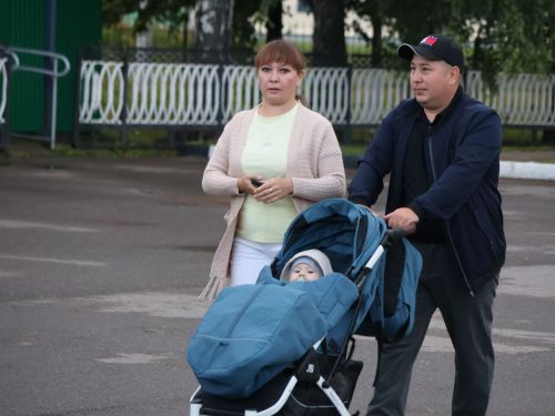 Гаилә, мәхәббәт һәм тугрылык көненә багышланган концерттан безнең репортаж