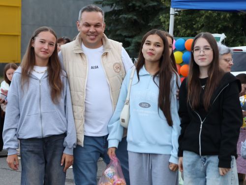 Гаилә, мәхәббәт һәм тугрылык көненә багышланган концерттан безнең репортаж