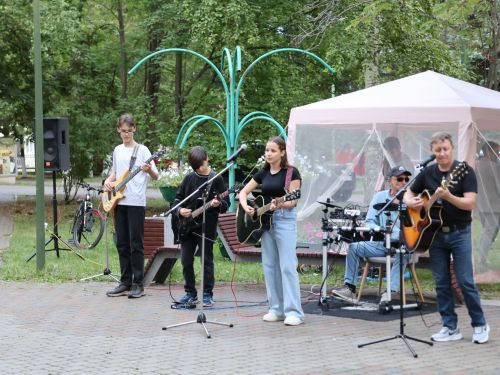 Актанышта «Безнең ишегалды» программасының биш еллыгын бәйрәм иттеләр