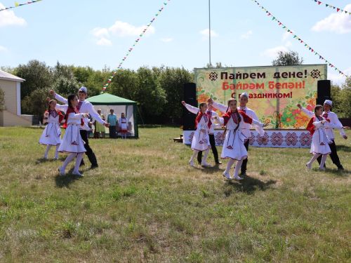 Батырлар авылы Мари Суыксуында иң-иңнәрне олыладылар