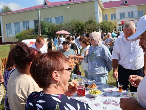 Батырлар авылы Мари Суыксуында иң-иңнәрне олыладылар