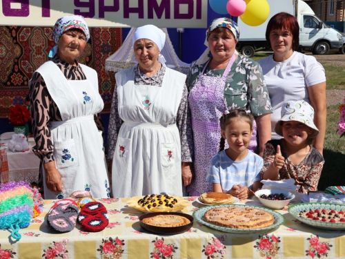 Байсар базары көненнән безнең фоторепортаж