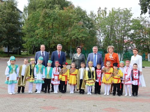 Актанышта педагогларның август конференциясе «Мәктәпкә әзерләнергә булыш» акциясе белән старт алды