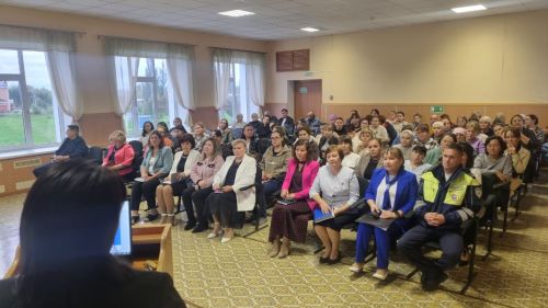 Пучы мәктәбендә ата-аналарны кисәттеләр