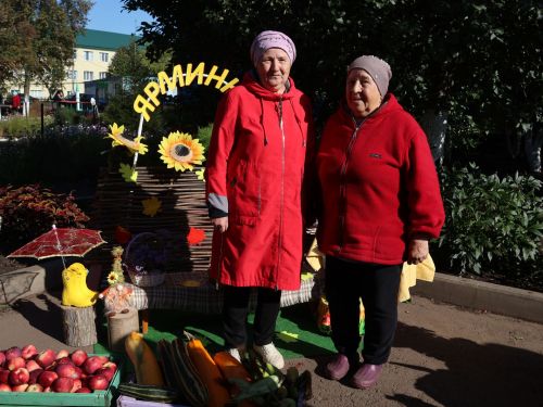 «Каенкай»да юмарт көз бәйрәме: быелгы уңыш һәм финанс белеме ярминкәсе узды