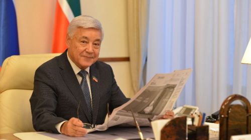 Фәрит Мөхәммәтшин Россия матбугат көне белән котлады