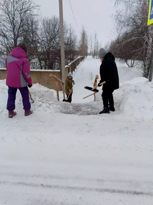 Актаныш сукмаклары һәрвакыт чиста, карлары көрәлгән!