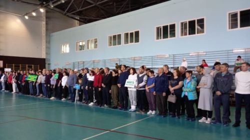 Район хезмәтчәннәренең Кышкы спартакиадасында җиңүче команданы 60 мең сумлык акчалата бүләк көтә!