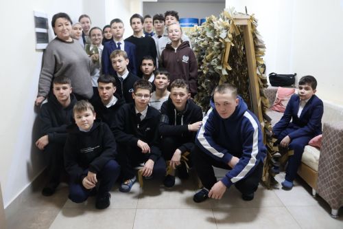 Солдатларга ярдәм — намус  эше!