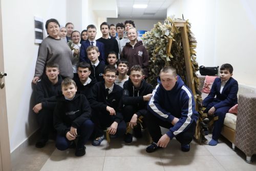 Солдатларга ярдәм — намус  эше!
