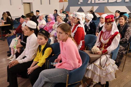 «Эхо веков в истории семьи — Тарихта без эзлебез» шәҗәрә бәйрәменнән безнең фотолар