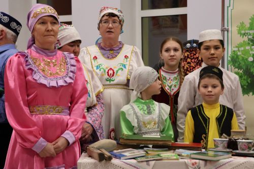 «Эхо веков в истории семьи — Тарихта без эзлебез» шәҗәрә бәйрәменнән безнең фотолар