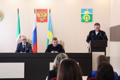 Актаныш районында юл хәрәкәте иминлеге комиссиясенең киңәйтелгән утырышы узды