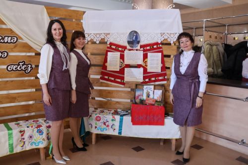 Роберт Сәләхиевне искә алу чарасыннан безнең фотолар