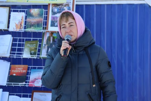 Роберт Сәлахиев исеме күңелләрдә мәңге калачак: Татар Суыксуы авылында мемориаль такта ачылды